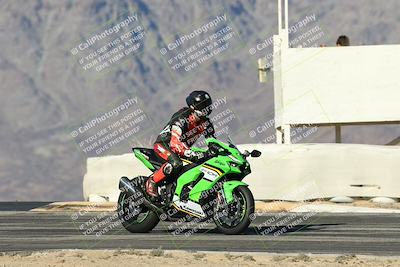 media/Dec-04-2025-Racers Edge (Thu) [[5ebc9f124d]]/3-B Group/6-Session 4 (Turn 9)/